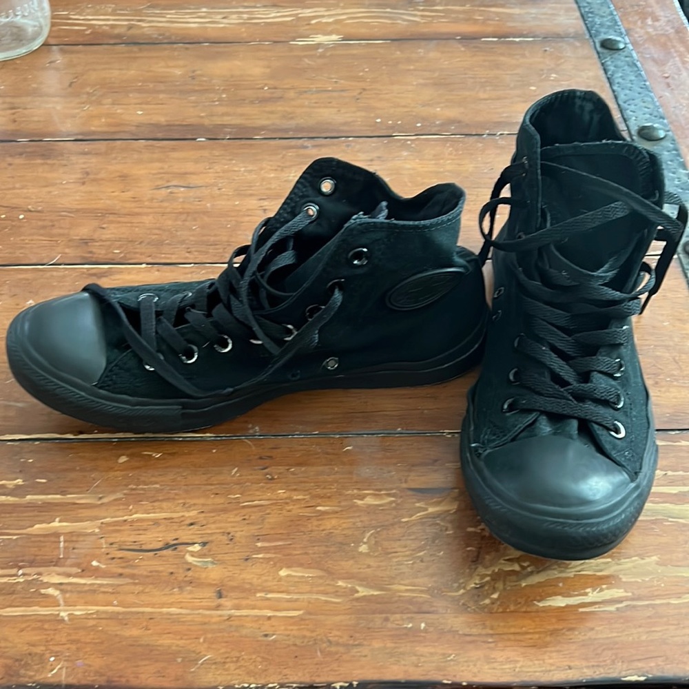 Chuck Taylors Mens size 9 Woman 11